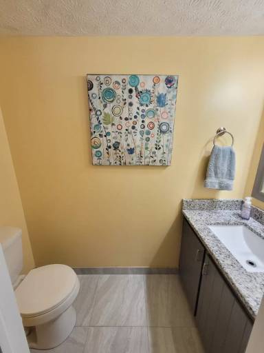 Main picture of 2416 Village Grove Rd