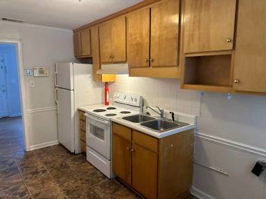 Main picture of 1305 8th Ave