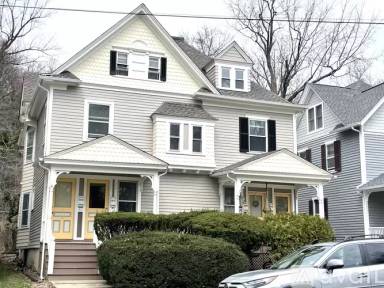 Main picture of 41 Wetmore Ave