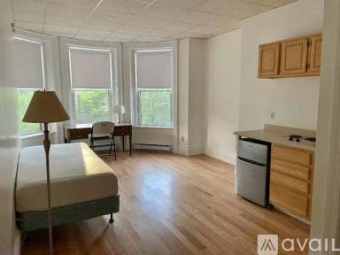 Main picture of 854 Beacon St