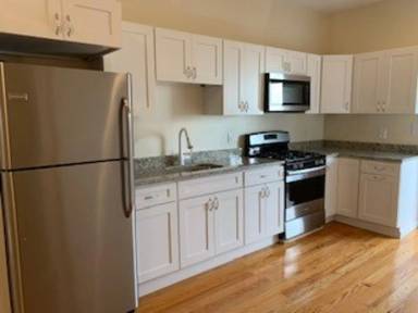 Main picture of 16 Chelsea St