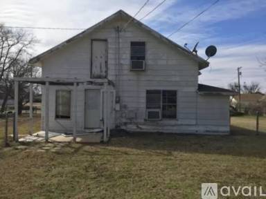 Main picture of 1116 D St