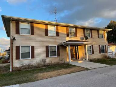 Main picture of 3305 Main Ave