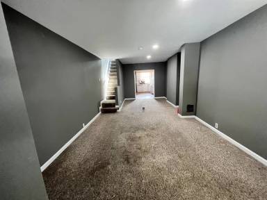Main picture of 519 N Ellwood Ave