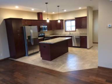 Main picture of 5145 W 7th St