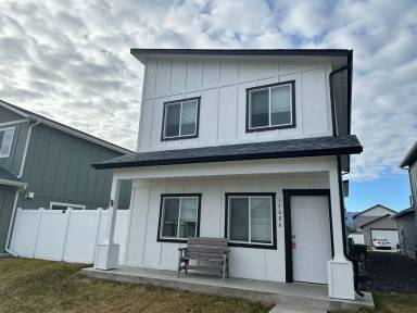 Main picture of 12076 W Wellington Ave