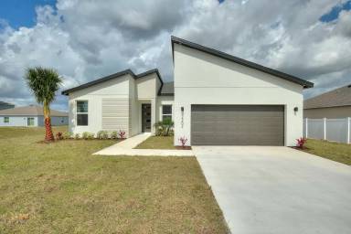 Main picture of 2202 Rock Dr