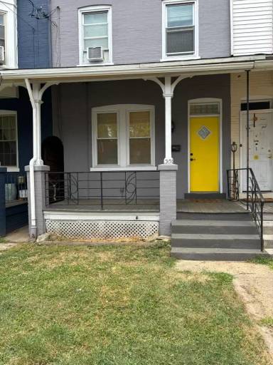 Main picture of 351 E Ross St