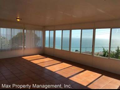 Main picture of 12 Montebello Dr