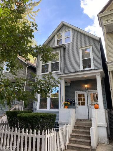 Main picture of 1903 W Henderson St