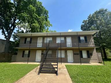 Main picture of 231 N Church Ave