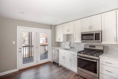Main picture of 5351 Devonshire Ave