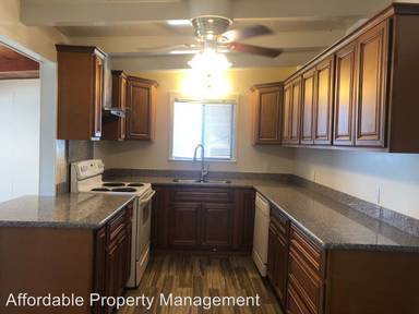 Main picture of 3825 Kvistad Dr
