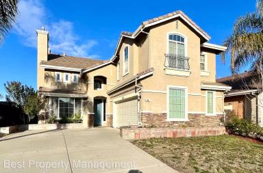 Main picture of 90 Alpine Ct