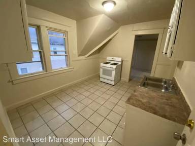 Main picture of 2562 N 37th St