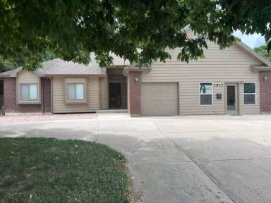 Main picture of 1913 S Lemay Ave