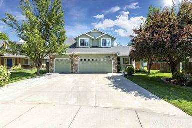 Main picture of 1243 W Great Basin Dr