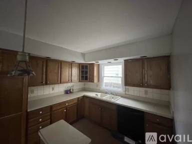 Main picture of 3265 Milton Ave