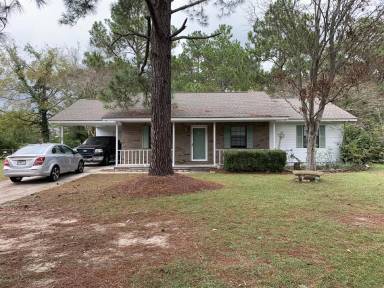 Main picture of 401 26th St E