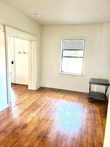 Main picture of 901 N Washington St