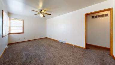 Main picture of 5621 Eisenhower Ave