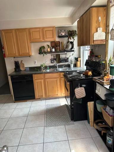 Main picture of 1920 Gough St