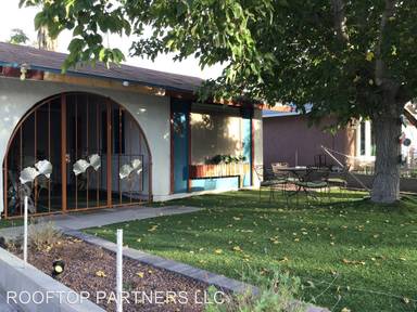 Main picture of 401 Lorenzi St