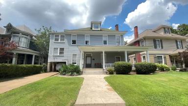 Main picture of 1298 Carr Ave