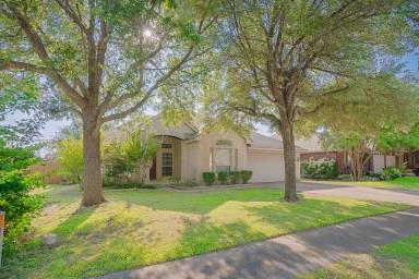 Main picture of 4439 Hunters Lodge Dr
