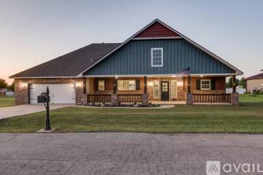 Main picture of 1800 Sharon Dr