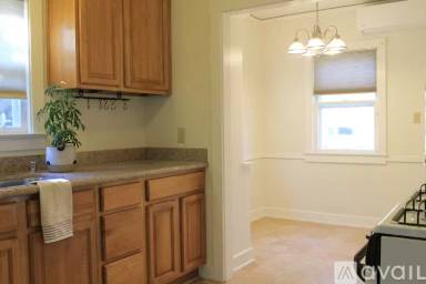 Main picture of 1702 Burnett Way