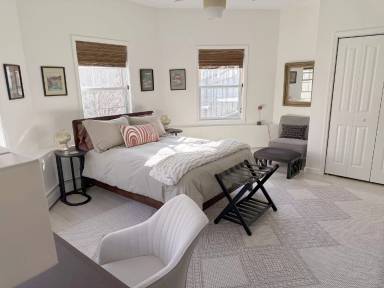 Main picture of 20 Maple Hill Rdg