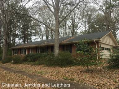 Main picture of 373 Woodward Way