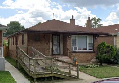 Main picture of 25 E 121st St