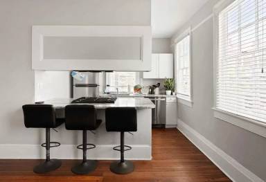 Main picture of 123 Smith St