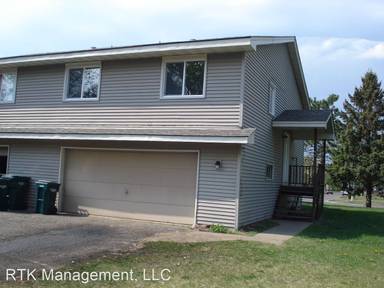 Main picture of 831 98th Ln NE