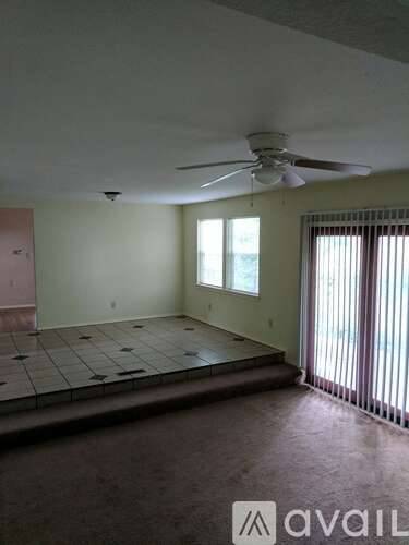 Main picture of 1114 S Fern St
