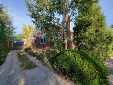 Main picture of 3512 Cribbon Ave
