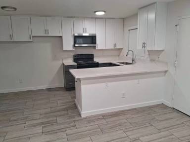 Main picture of 1380 San Juan St