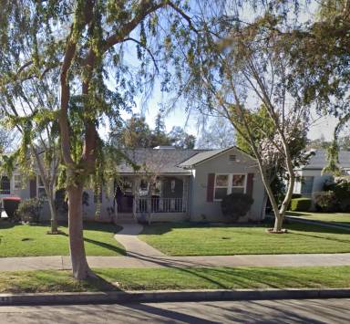 Main picture of 2843 N Harrison Ave