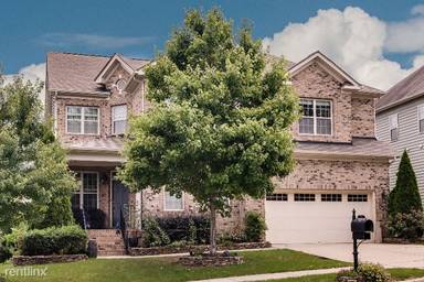 Main picture of 524 Stonecroft Ln