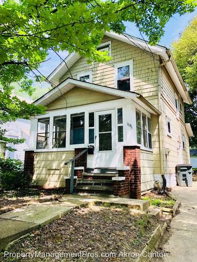 Main picture of 1191 Girard St