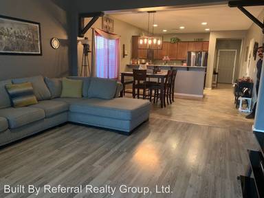 Main picture of 1361 W Loemann Dr