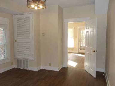 Main picture of 629 W Ormsby Ave