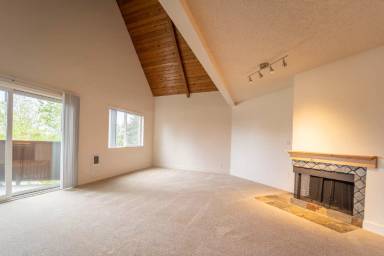 Main picture of 8585 SW Canyon Ln