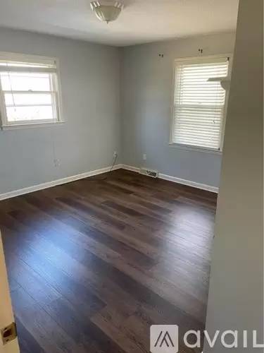 Main picture of 1917 Sherwood Dr