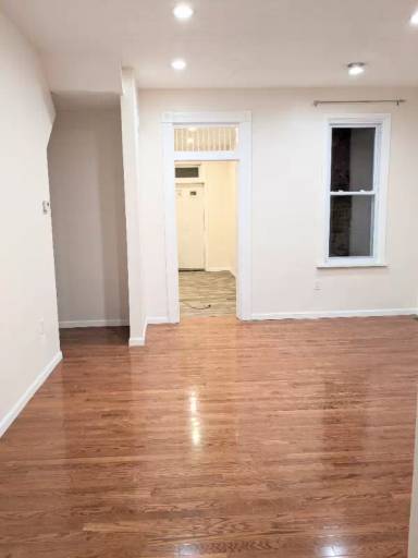 Main picture of 4041 Penn Ave