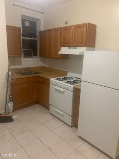Main picture of 1251 Brooklyn Ave