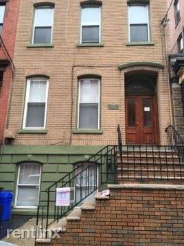 Main picture of 932 Park Ave