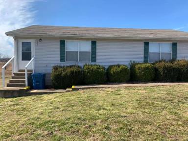 Main picture of 523 Hutchens Rd